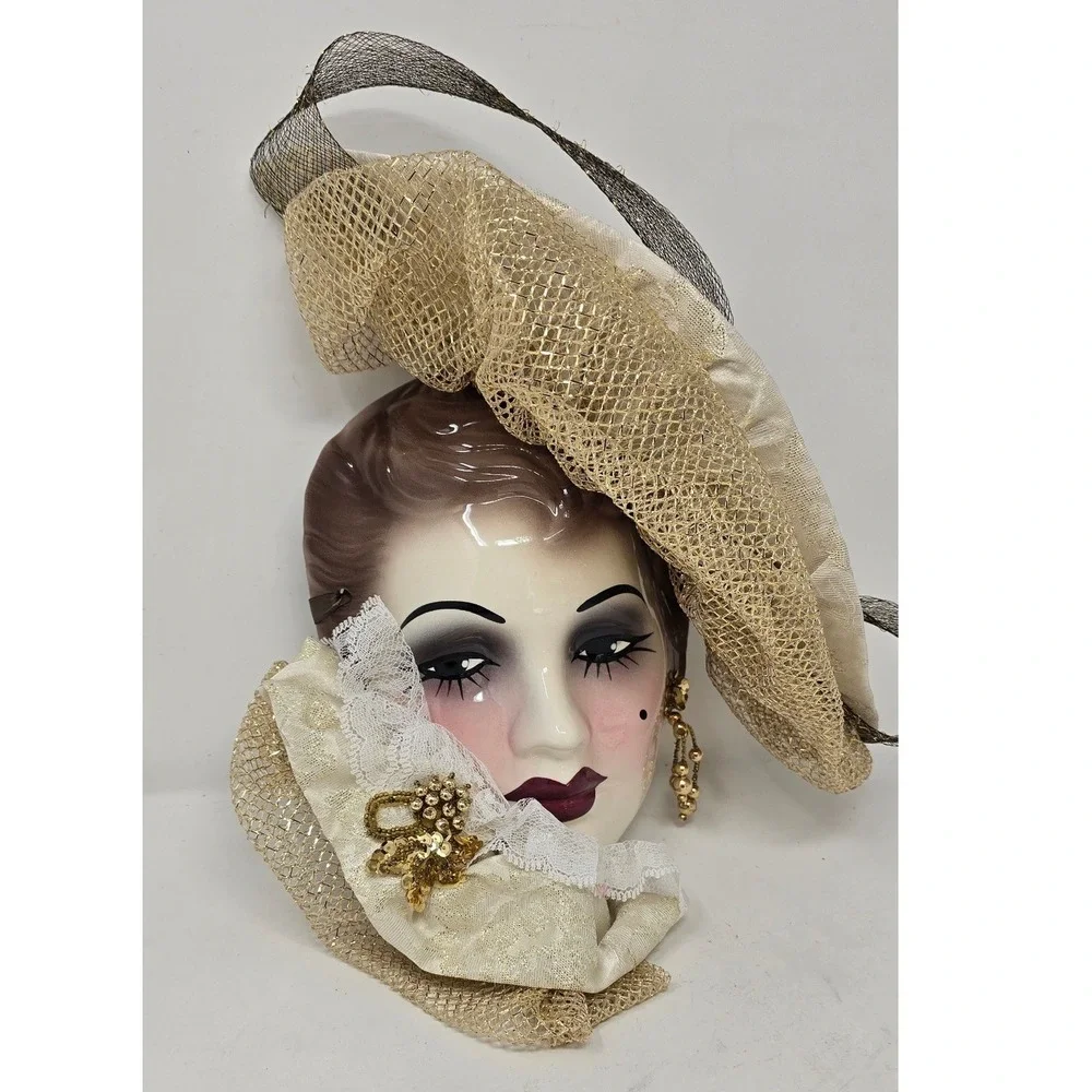 Vtg Unique Creations decorated porcelain lady face mask wall hanging venetian